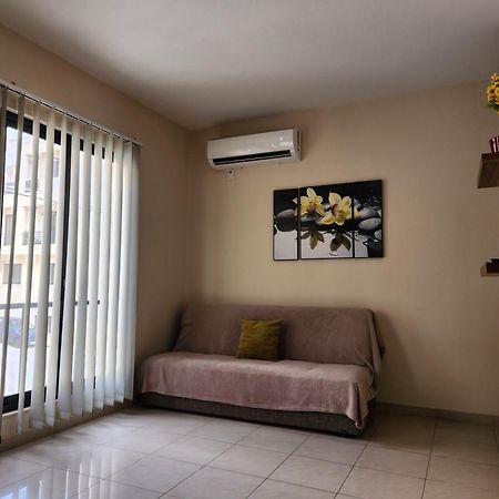 Sea Views Apartment-Wifi-Sleep 5 Marsaskala Exterior photo