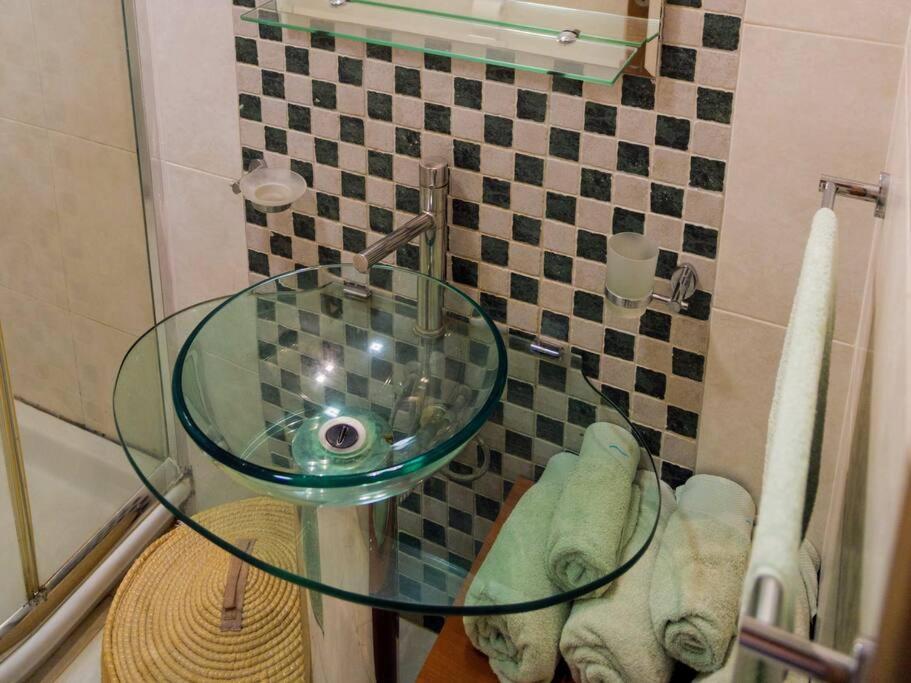 Sea Views Apartment-Wifi-Sleep 5 Marsaskala Exterior photo