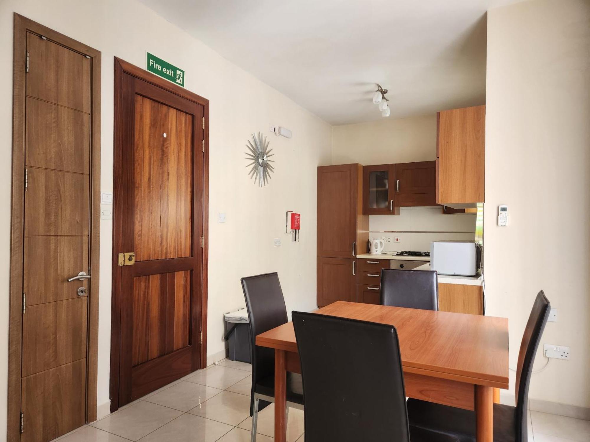 Sea Views Apartment-Wifi-Sleep 5 Marsaskala Exterior photo